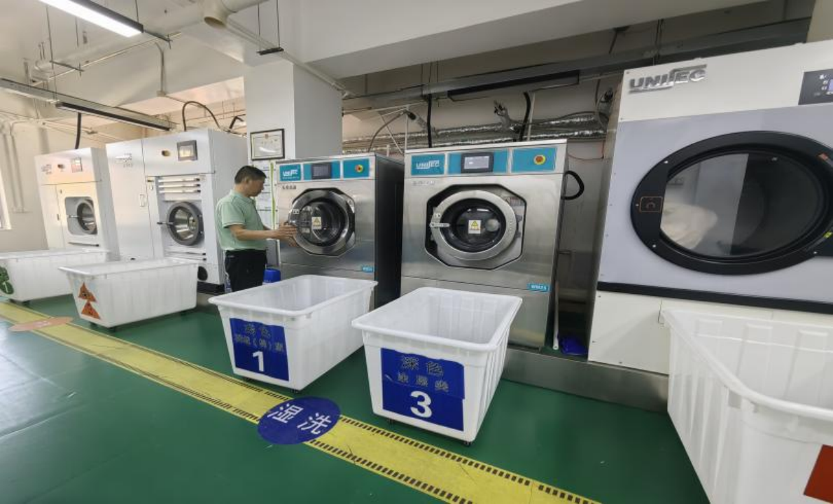 中心化服务模式